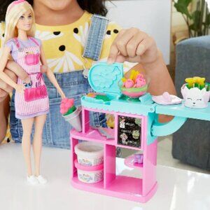 Barbie Career Florist Doll & play set with Flower Station,Mold,& Accessories